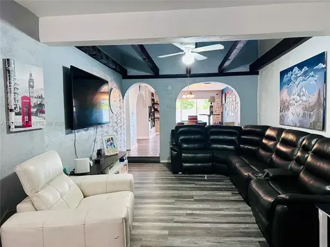 6631 NW 84th Street Tamarac FL 33321