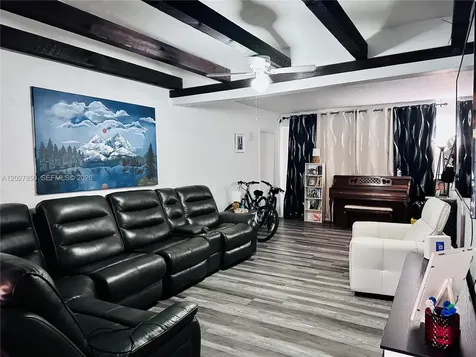 6631 NW 84th Street Tamarac FL 33321