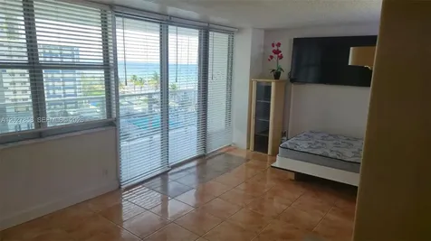 3180 S Ocean Drive Hallandale Beach FL 33009