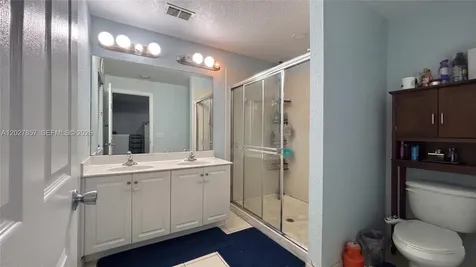1962 SW 60th Avenue North Lauderdale FL 33068