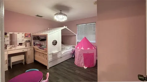 1962 SW 60th Avenue North Lauderdale FL 33068