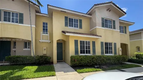 1962 SW 60th Avenue North Lauderdale FL 33068