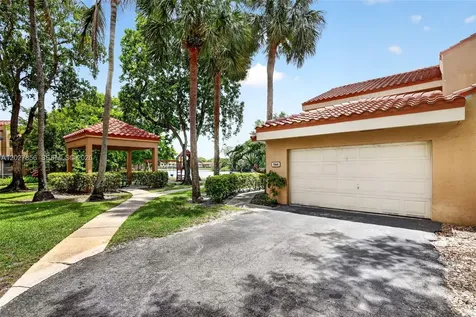566 N University Drive Plantation FL 33324