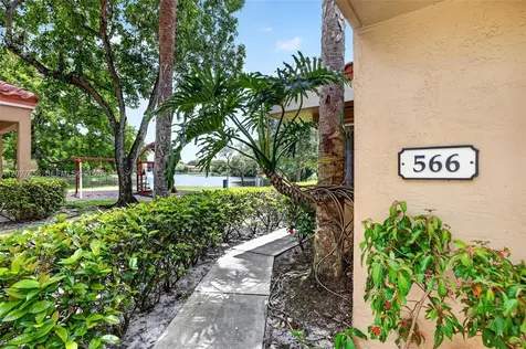 566 N University Drive Plantation FL 33324