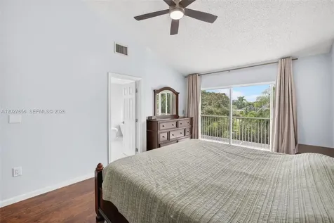 566 N University Drive Plantation FL 33324