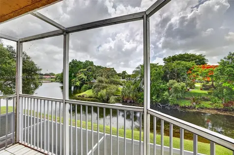 566 N University Drive Plantation FL 33324