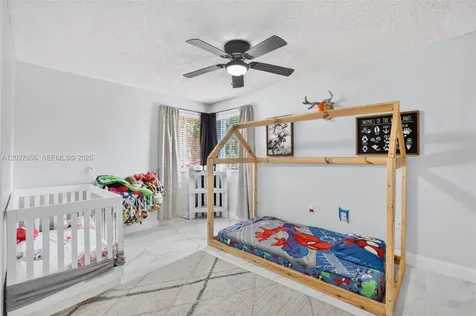 566 N University Drive Plantation FL 33324