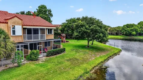 566 N University Drive Plantation FL 33324