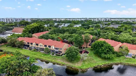 566 N University Drive Plantation FL 33324