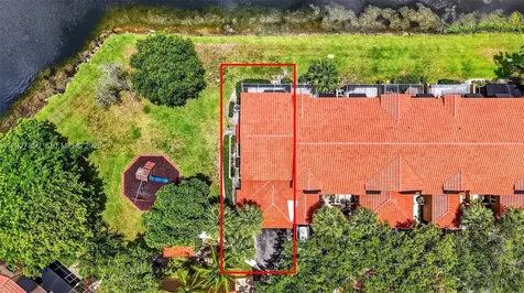 566 N University Drive Plantation FL 33324