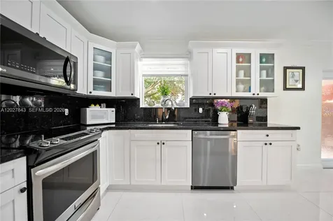 16278 SW 97th Terrace Miami FL 33196