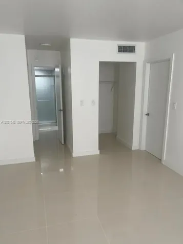 16465 NE 22nd Avenue North Miami Beach FL 33160