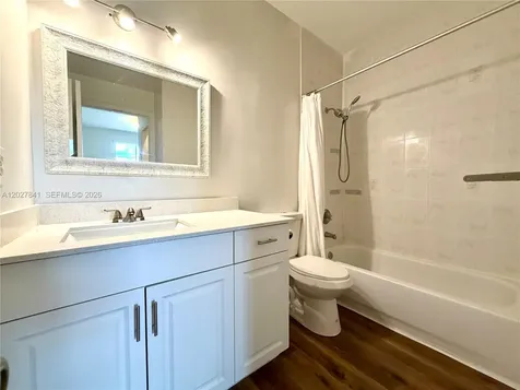 6201 NW 114th Place Doral FL 33178