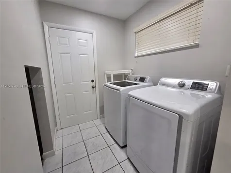 9837 NW 123rd Terrace Hialeah Gardens FL 33018