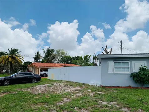 17010 NW 53rd Avenue Miami Gardens FL 33055
