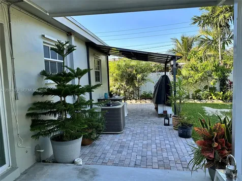 3240 SW 66th Terrace Miramar FL 33023