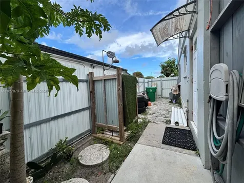 3240 SW 66th Terrace Miramar FL 33023