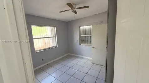 544 NW 10th Street Florida City FL 33034