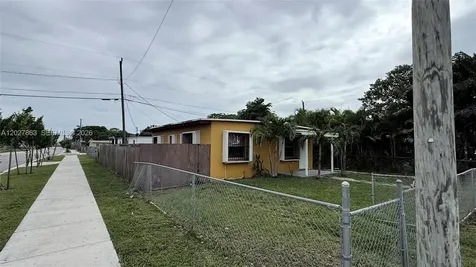544 NW 10th Street Florida City FL 33034