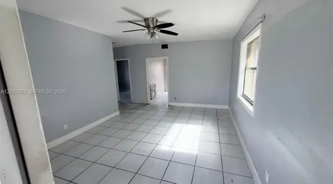 544 NW 10th Street Florida City FL 33034