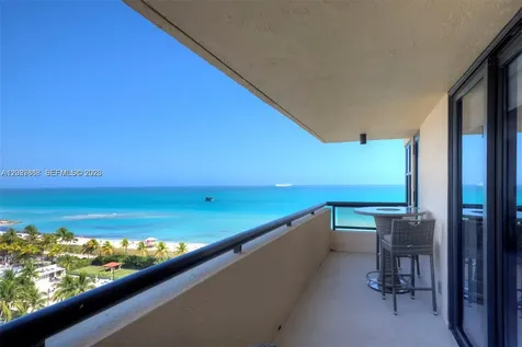 2555 Collins Avenue Miami Beach FL 33140