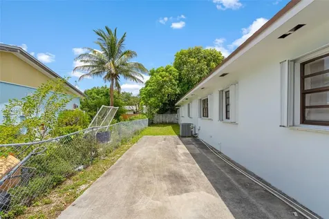 9110 Caribbean Boulevard Cutler Bay FL 33157