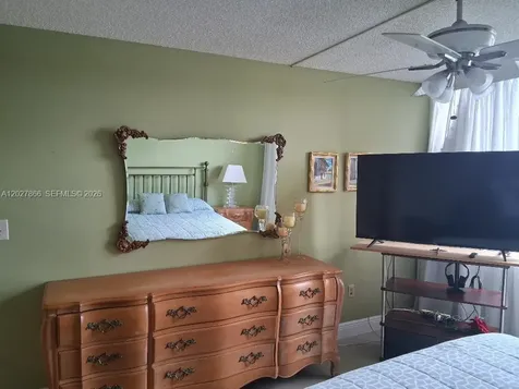 1200 St Charles Place Pembroke Pines FL 33026