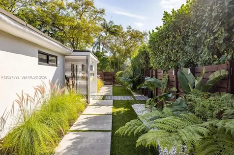 901 NE 82nd Terrace Miami FL 33138