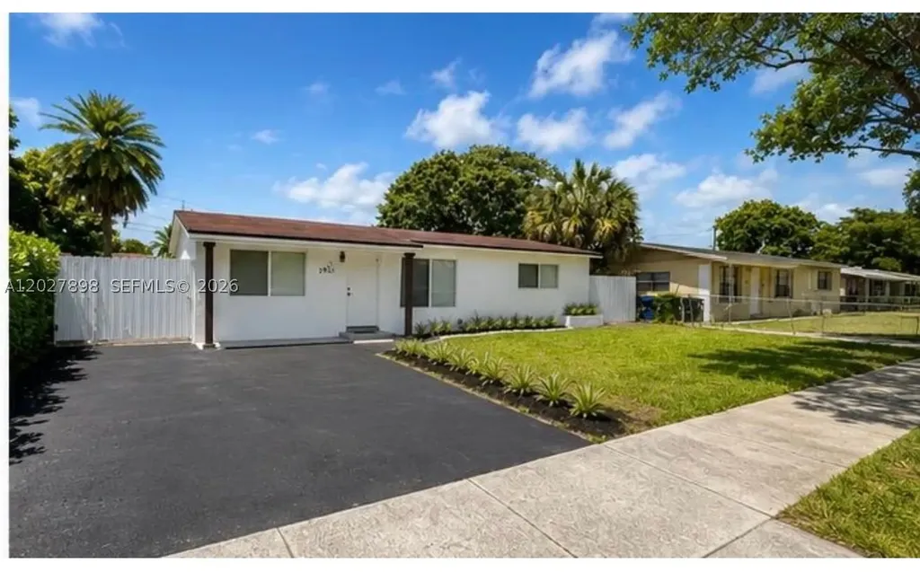 2931 NW 21st Street Fort Lauderdale FL 33311