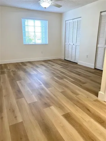 2212 W 74th Street Hialeah FL 33016