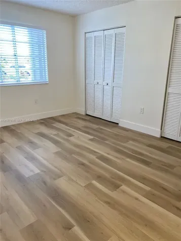 2212 W 74th Street Hialeah FL 33016