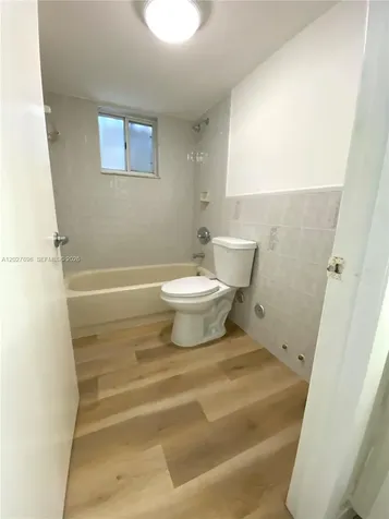2212 W 74th Street Hialeah FL 33016