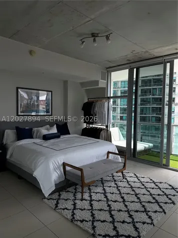 Miami FL 33137