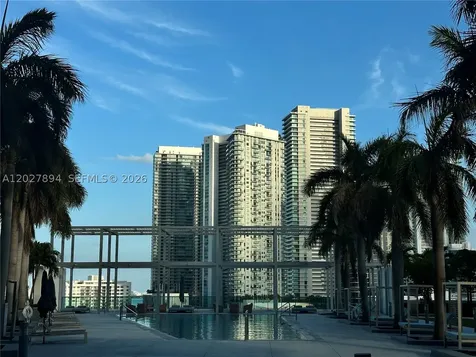 Miami FL 33137
