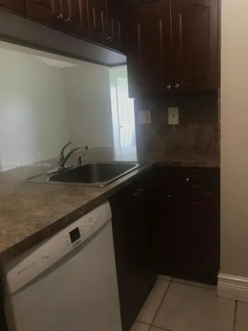 6740 NW 175th Lane Hialeah FL 33015