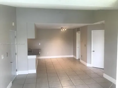 6740 NW 175th Lane Hialeah FL 33015