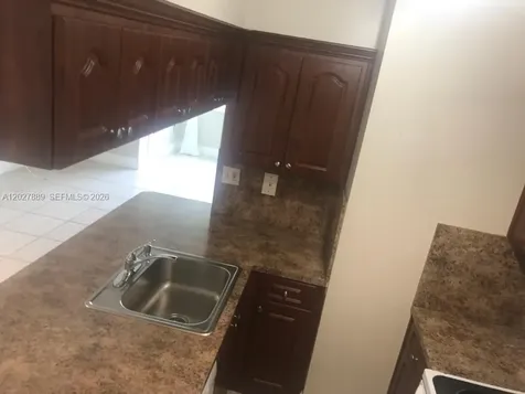 6740 NW 175th Lane Hialeah FL 33015