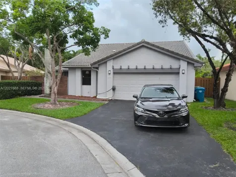 1960 Sacramento Weston FL 33326