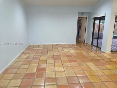 1960 Sacramento Weston FL 33326