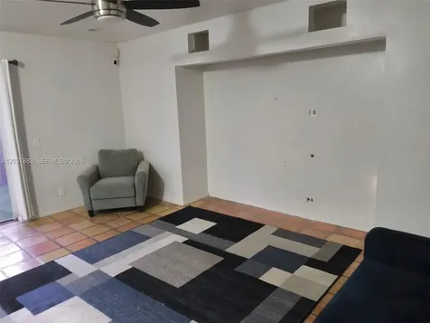 1960 Sacramento Weston FL 33326