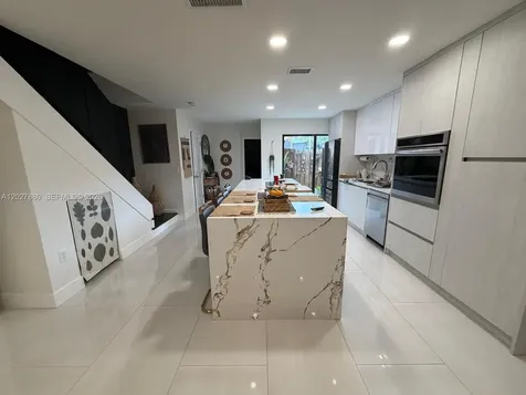 14233 SW 94th Cir Lane Miami FL 33186