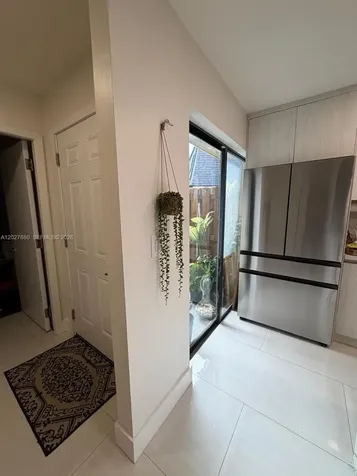 14233 SW 94th Cir Lane Miami FL 33186
