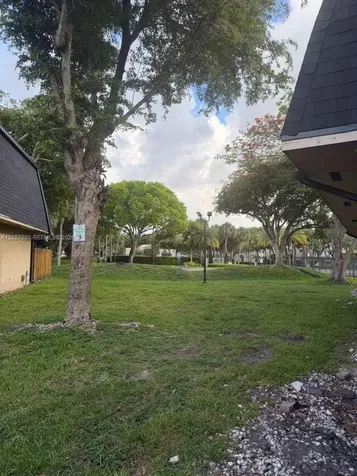 14233 SW 94th Cir Lane Miami FL 33186