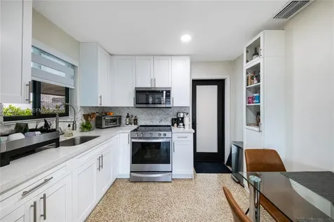 30 NW 56th Court Miami FL 33126