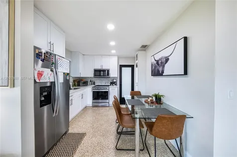 30 NW 56th Court Miami FL 33126