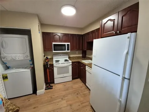 6045 NW 186th Street Hialeah FL 33015