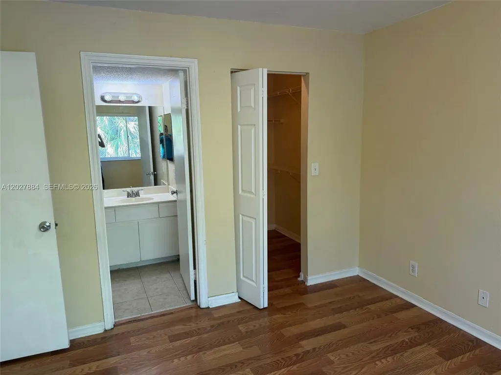 4035 W Mcnab Road Pompano Beach FL 33069