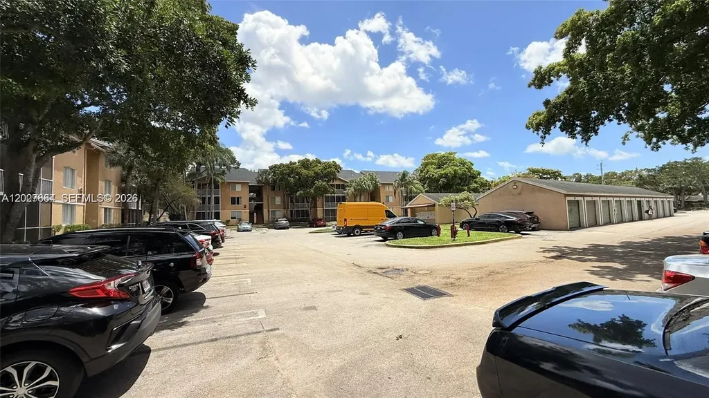 4035 W Mcnab Road Pompano Beach FL 33069