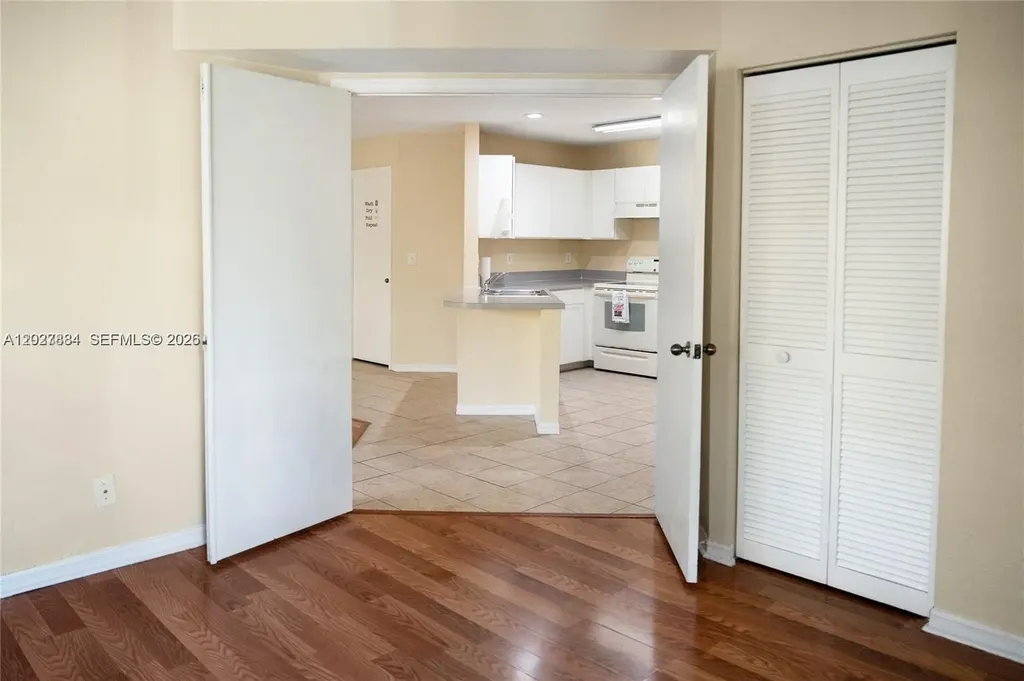 4035 W Mcnab Road Pompano Beach FL 33069