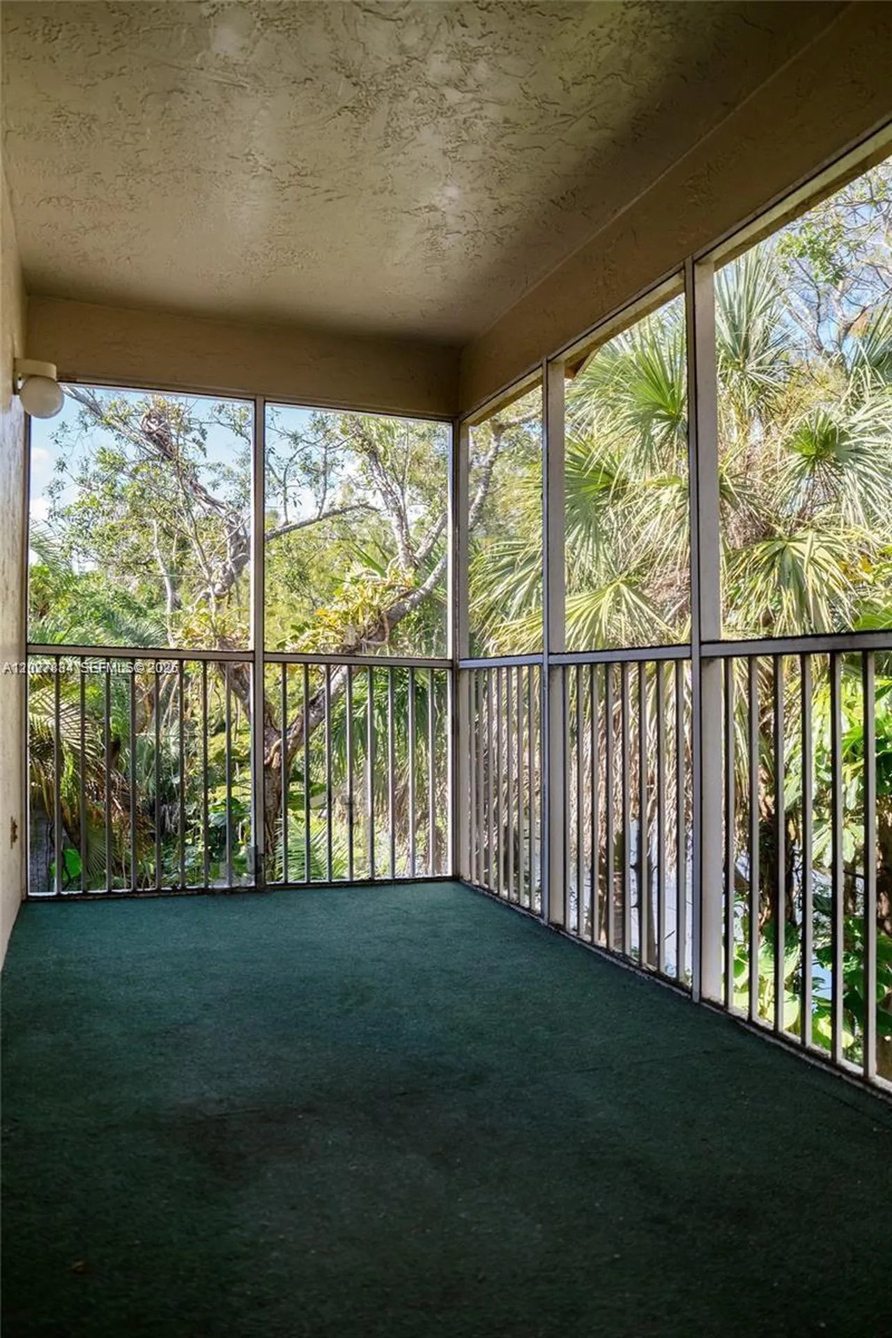 4035 W Mcnab Road Pompano Beach FL 33069